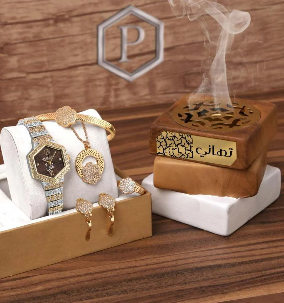 بوكس هدايا فاخر للعروس