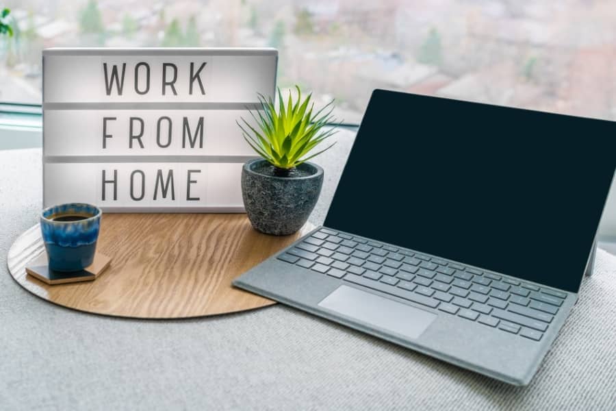 العمل من المنزل عبر الإنترنت